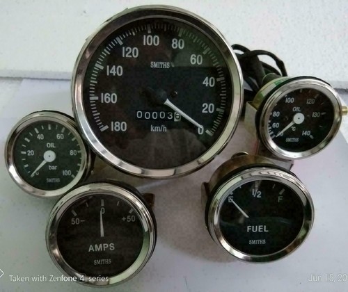 SMITHS 52MM KIT Temp Oil Fuel Volt Gauge - IT