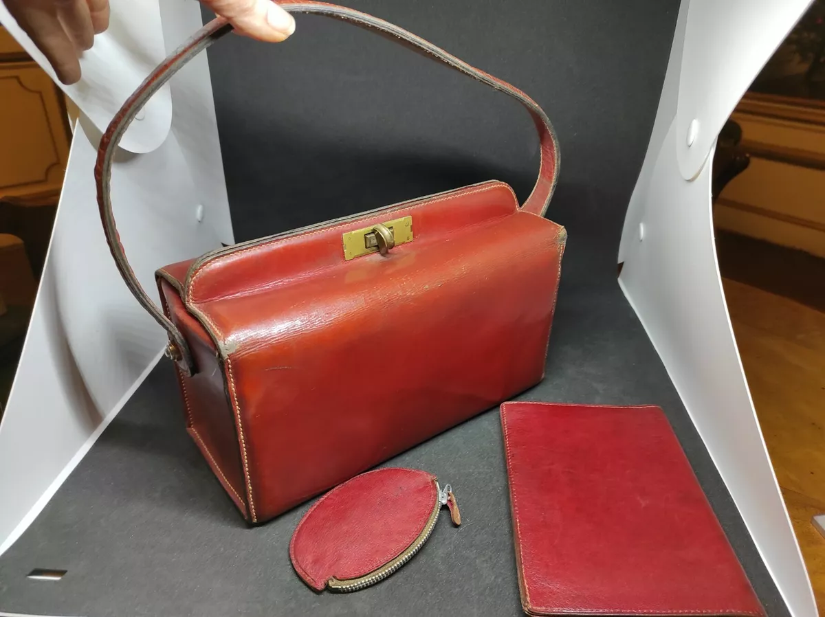 Superbe Sac main ancien de 1920 en beau cuir cellier