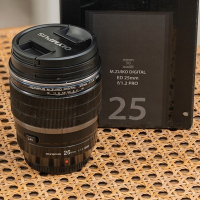 Olympus M. Zuiko Digital f/1.2 ED Pro Lens