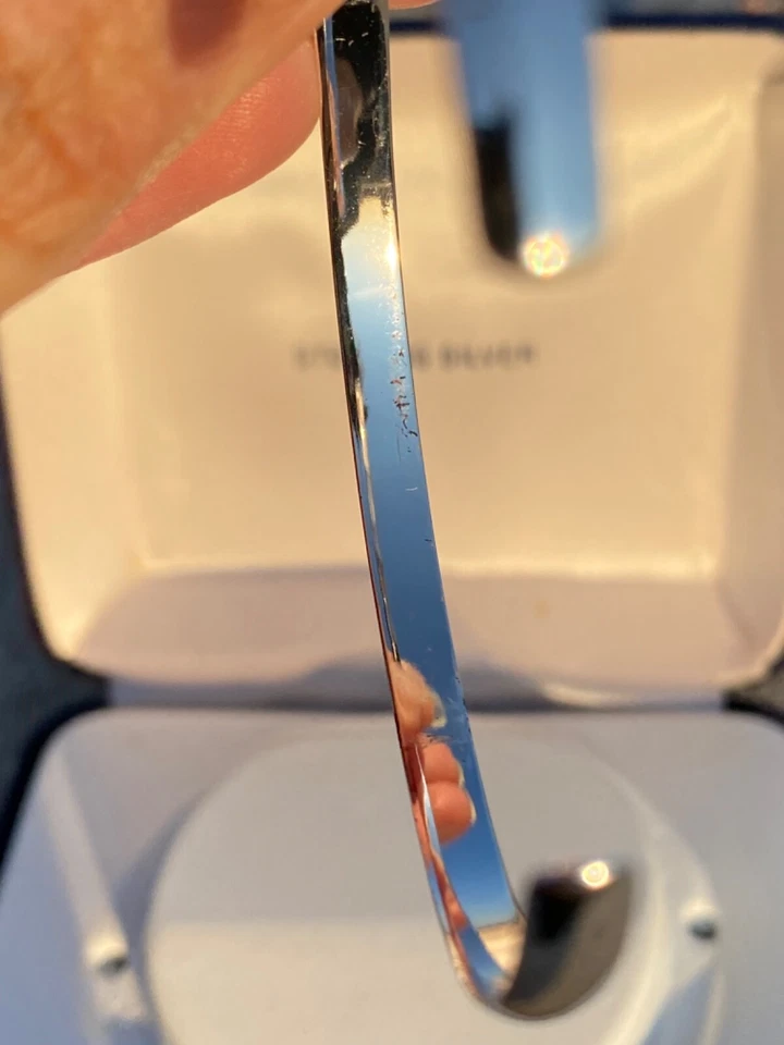 Friends Are Kisses Blown To Us By Angels Sterling Silver 925 Cuff Bracelet - Image 4 of 4