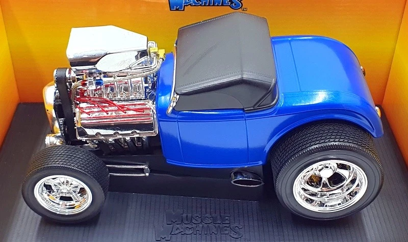 Muscle Machine 1/18 Scale Diecast 61198 - 1932 Ford Roadster - Blue - Image 4 of 4