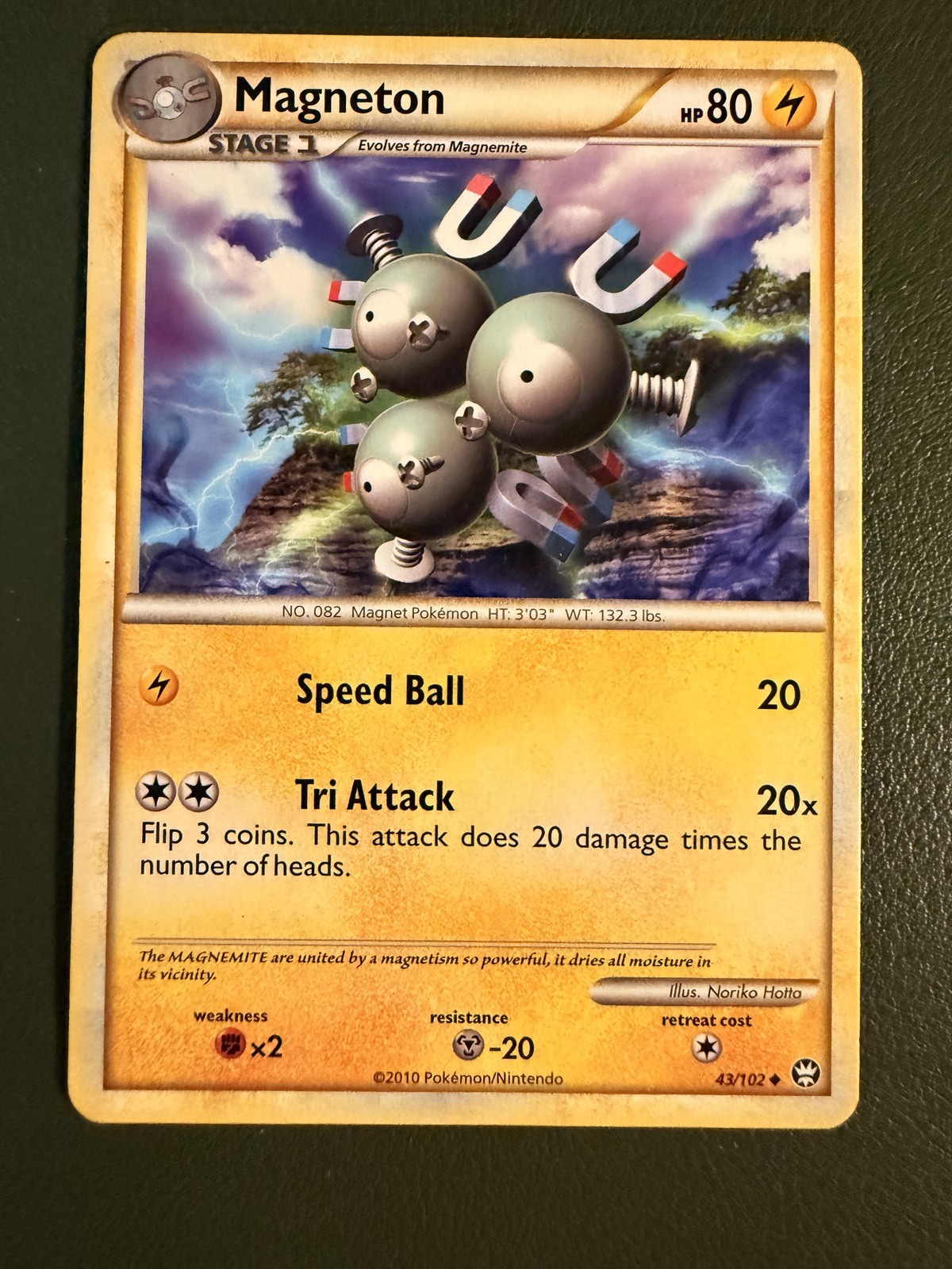 Pokemon TCG Magneton 43/102 HS—Triumphant HGSS4 LP