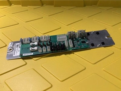 Whelen Edge 9M Power Distribution Board 01-0269289-00 W/ 1 LED Halogen Flasher