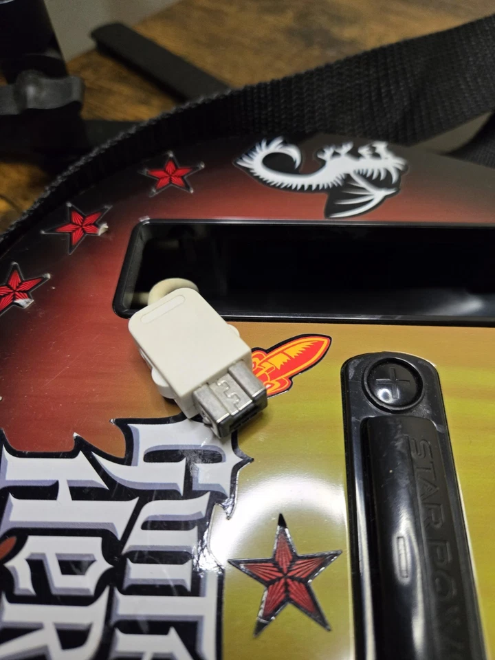 CHITARRA GUITAR HERO NINTENDO Wii controller Originale Wireless - Immagine 3 di 4