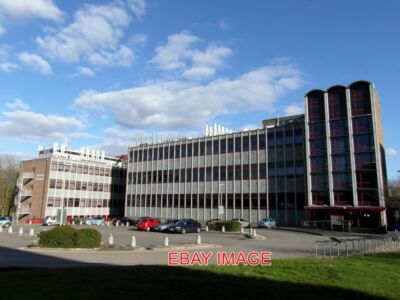 PHOTO  READING UNIVERSITY BUILDING (6)