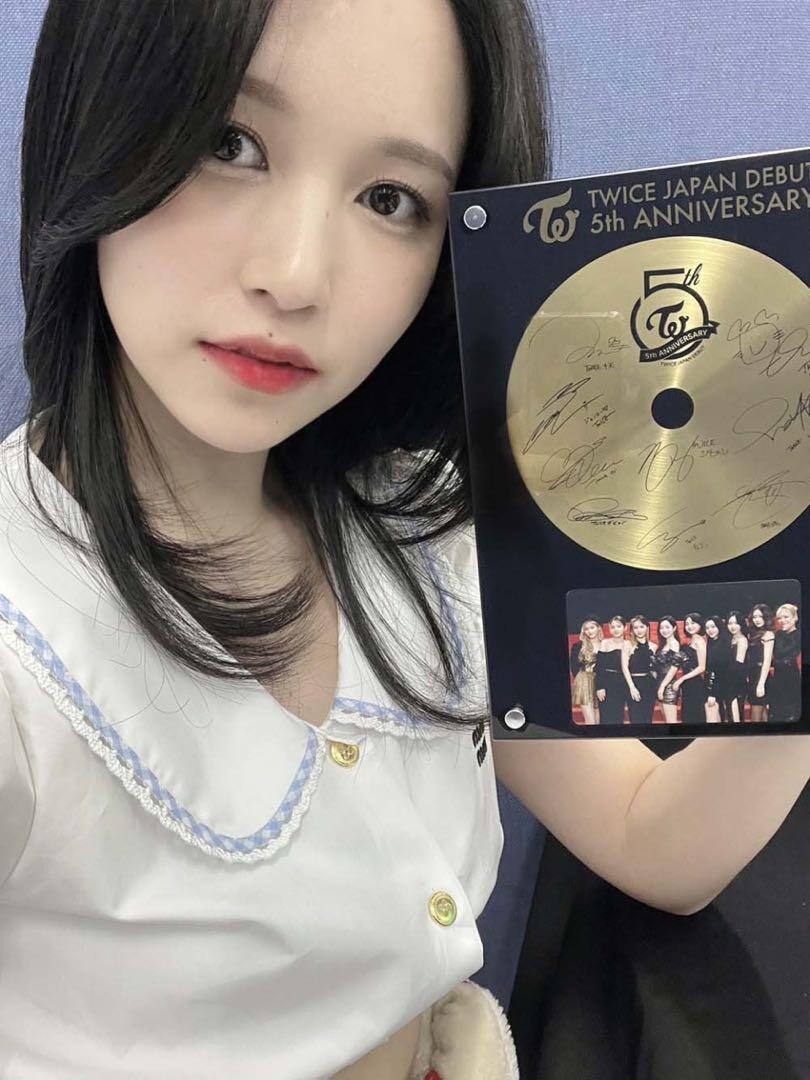 TWICE ゴールドディスク TWICE ゴールドディスク - メルカリ