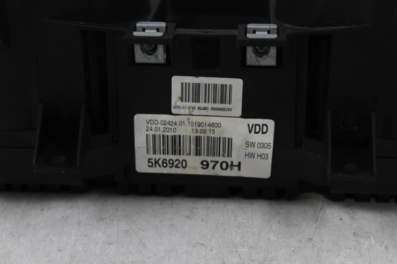 Grupo de velocímetros 114 k millas hatchback para Volkswagen Golf 2010-11 OEM #27966 Foto 3 de 4