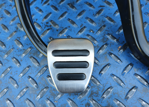 Conjunto de pedal de embrague de transmisión manual Ford Mustang GT 2015-2017 FR3V-2450-FD - Imagen 3 de 9