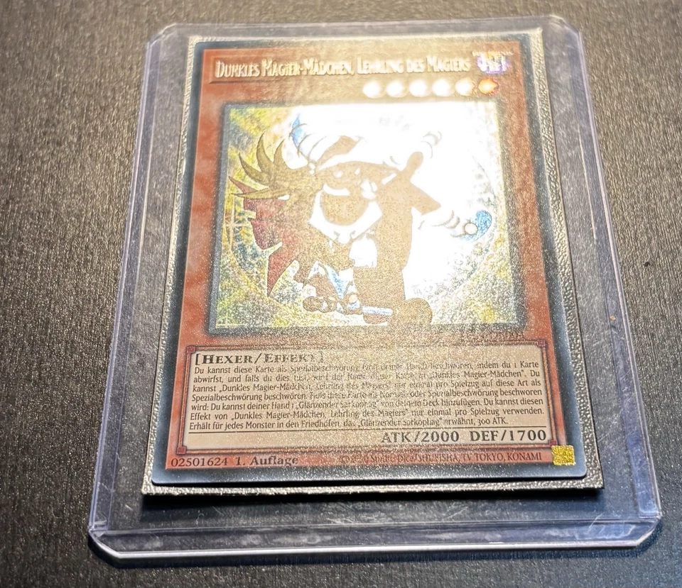 Yu-Gi-Oh! Dunkler Magier-Mädchen, Lehrling Des Magiers ALIN Secret Rare NM 1st - Bild 4 von 4
