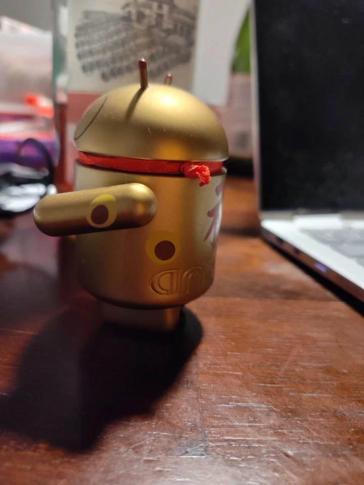 Android Mini Collectible Series Lucky Cat Gold Shane Jessup Dead Zebra Preowned - Image 4 of 4