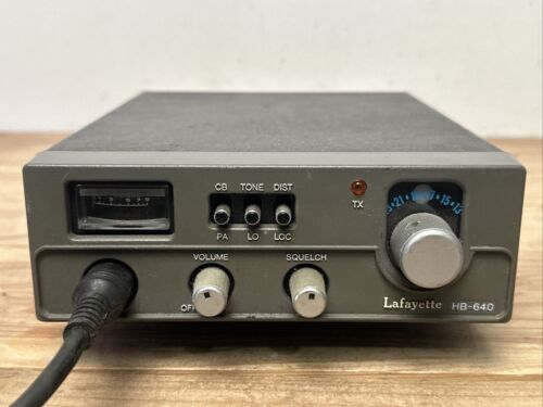 Vintage Lafayette HB-640 CB Radio W/handset 40 Channel Untested Used - Picture 2 of 4