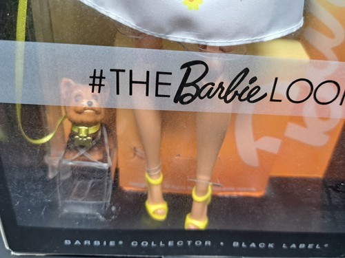 Barbie Look Collection Doll Park bella da collezione etichetta nera DVP55 - Foto 7 di 9