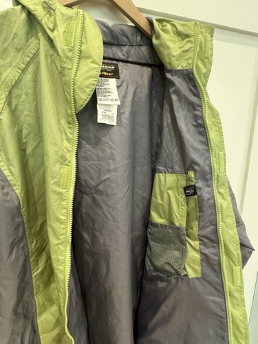 Stearns Dry Wear Men's Waterproof Rain Jacket with Hood Size Medium - Picture 4 of 4