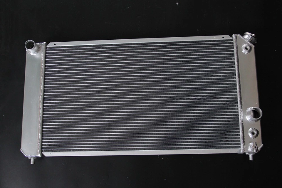RADIADOR DE ALUMINIO PARA CHEVY BLAZER 1996-2005/S10/JIMMY/SONAMA 3 FILAS 4,3 L V6 solamente Foto 3 de 4