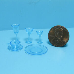 Dollhouse Miniature Chrynsbon Amber Dinner Setting with 4 Sets ~ CB99/110A 