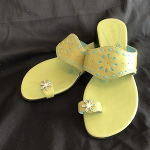 george women's sandals