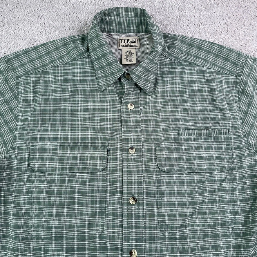 LL Bean Shirt Mens Small Green Plaid Fishing Hiking Short Sleeve Vented Outdoors