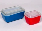 Vintage Lot of 2 Pyrex Red 501 & Blue 502 Refrigerator Dishes w Ribbed Lids USA