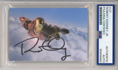 Robert Downey Jr SIGNED IRON MAN Picture PSA DNA Certified ENTIRE NAME SIGNATURE