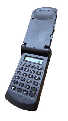   Retro 90er Klapptelefon Stil Taschenrechner & AM/FM Radio - Vintage Neuheit Gadget