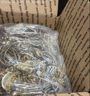 19.6LB Gold & Silver Tone Costume Jewelry Bulk Lot