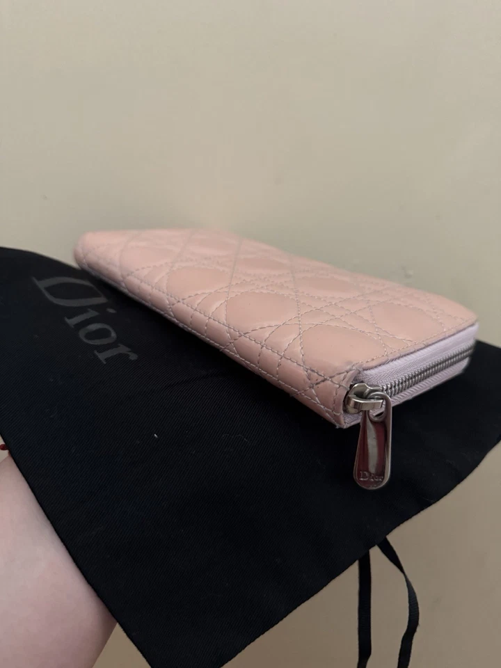 Christian Dior леди Dior розовый лакированная кожа на молнии длинный бумажник - Изображение 2 из 4