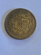 Rare .915 Showbiz Pizza Place/Chuck E Cheese Token with die crack