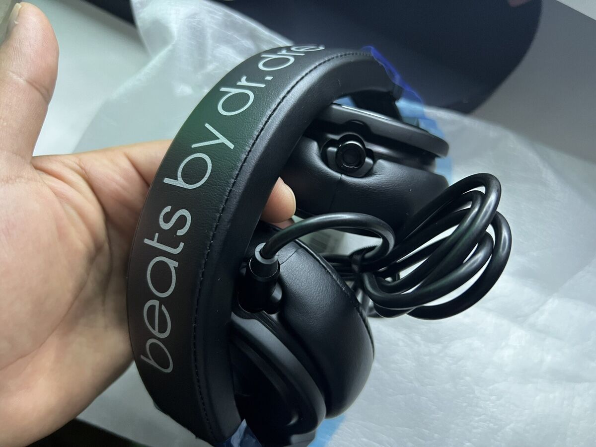 Beats by Dr. Dre Pro Over the Ear Wired Headphones - Black Beats by Dr. Dre Pro Over the Ear Wired Headphones - Black