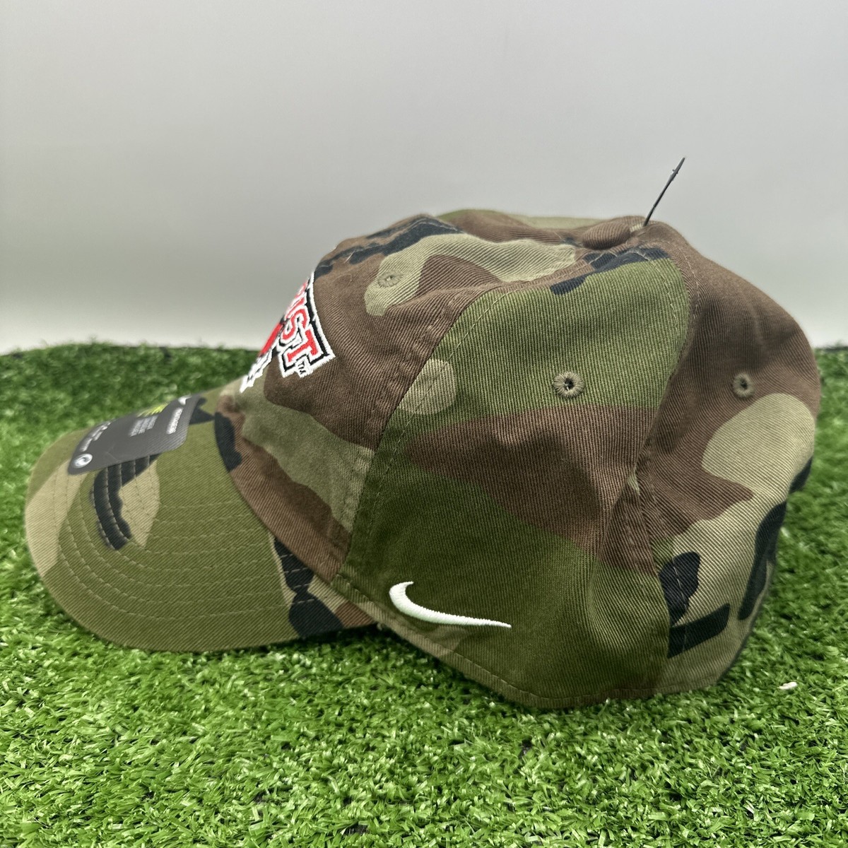 Nike Marist College Heritage86 Hat Cap Camouflage Adjustable