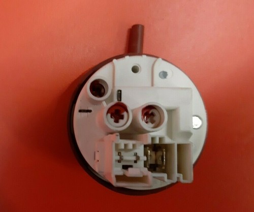 Waschmaschine Bosch WAE24467 UK/10 Druckschalter