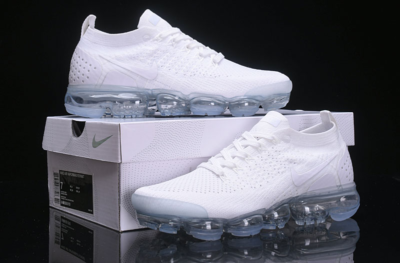 DS Nike Air VaporMax Flyknit 2 Men's pure white air cushion DS Nike Air VaporMax Flyknit 2 Men's pure white air cushion