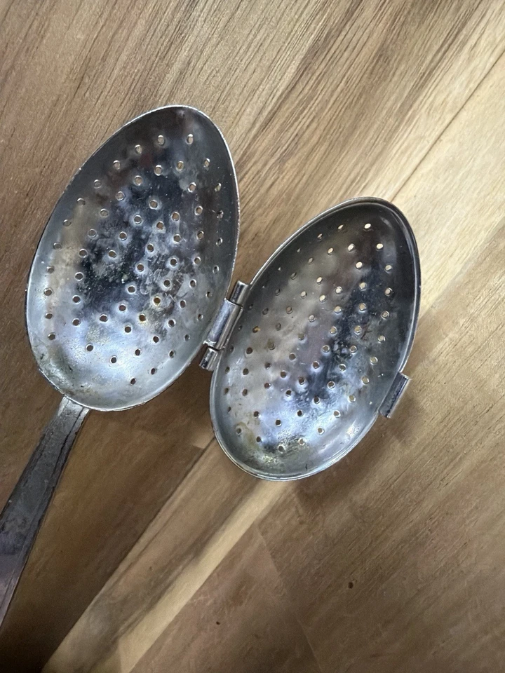 🛑 RARE VINTAGE “W GERMANY” TEA INFUSER SPOON – PRE-REUNIFICATION🛑W Germany - Image 3 of 4