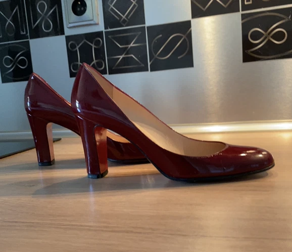 ESCARPINS CHRISTIAN LOUBOUTIN - Photo 3/4