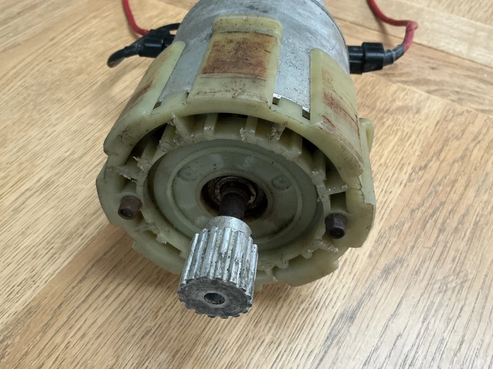 Sinclair C5 Motor - Image 2 of 3