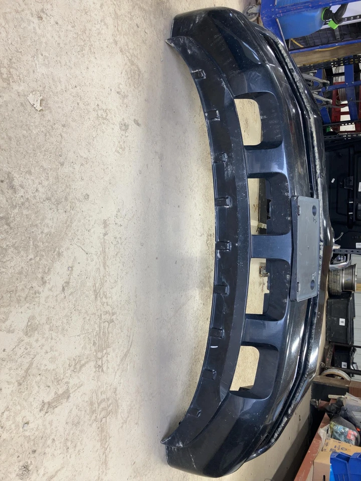 15 LINCOLN NAVIGATOR Front Bumper Tuxedo Black Metallic UH (No shipping) - Image 4 of 4