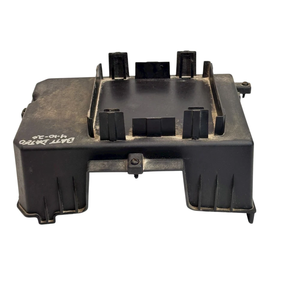 2006 Chevrolet Equinox 3.4L OEM Battery Box Tray Cover Shield  22707683  05 06 - Image 2 of 4