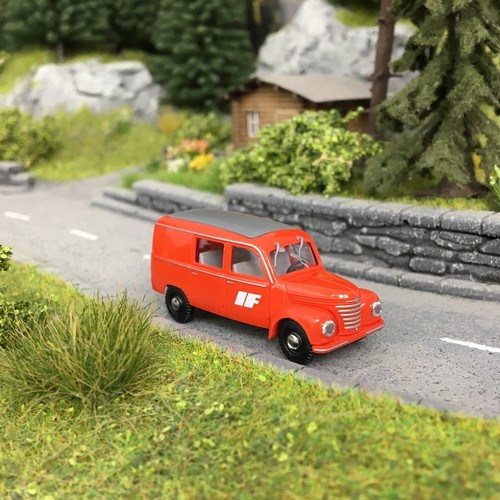 Camionnette "Interflug" Framo V901/2 Rouge-HO 1/87-BUSCH 51282 | Condition: Neuf