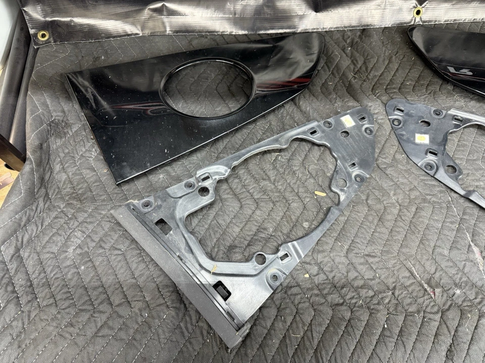 Unidad de montaje de puerta de depósito de combustible lateral trasero audi r8 v10 4s 2017-2023 izquierda derecha Foto 2 de 4