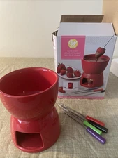 Fondue Set By Wilton. Kit With Dipping Forks Red Open box NEW