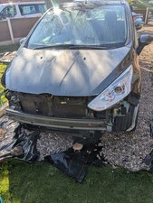 Very low mileage Repairable Ford B Max