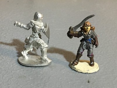 A24861 UNBRANDED METAL TABLETOP OLD OOP D&D FANTASY WARRIORS KNIGHTS MINIATURES