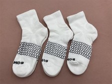 3 Pairs Bombas Honeycomb Women's 8-10.5 Solid Quarter Socks Size M White