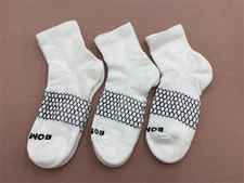 3 Pairs Bombas Honeycomb Women's 8-10.5 Solid Quarter Socks Size M White