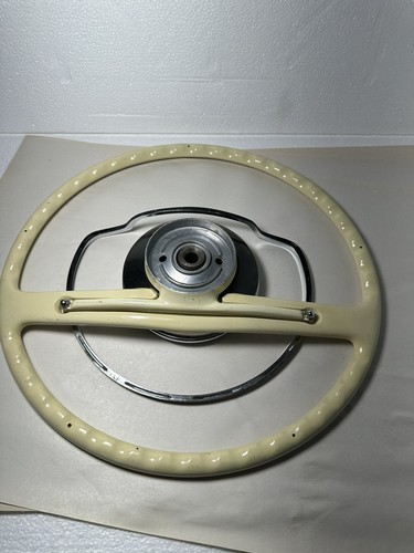 VTG MERCEDES M100 600 W100 EARLY STYLE IVORY STEERING WHEEL - Picture 3 of 15