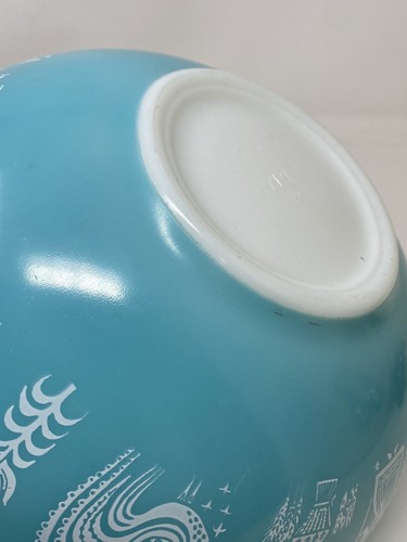 Pyrex Amish Butterprint 444 Turquoise 4 qt Cinderella Mixing Bowl MCM Vintage - Picture 13 of 16