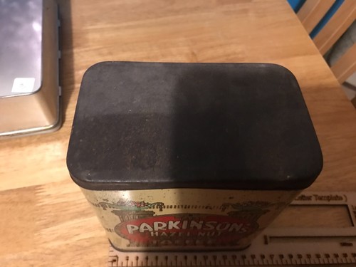 Vintage tins, Cadbury’s , toffees and loads more - Picture 87 of 696