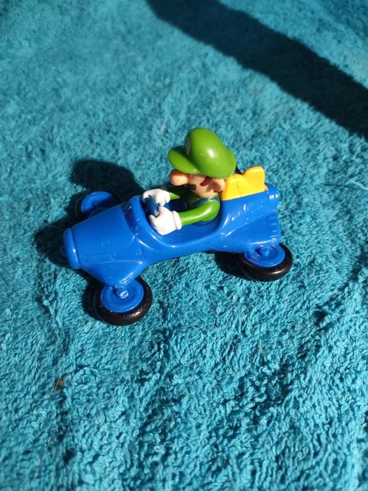 Juego de 2 personajes de Mario Cart usados 2022 Foto 2 de 4