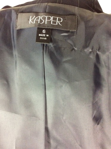 Kasper Damen Anzug 2-teilig Rock Blazer Kunstklappe Taschen Nadelstreifen schwarz Größe 6 - Bild 5 von 6