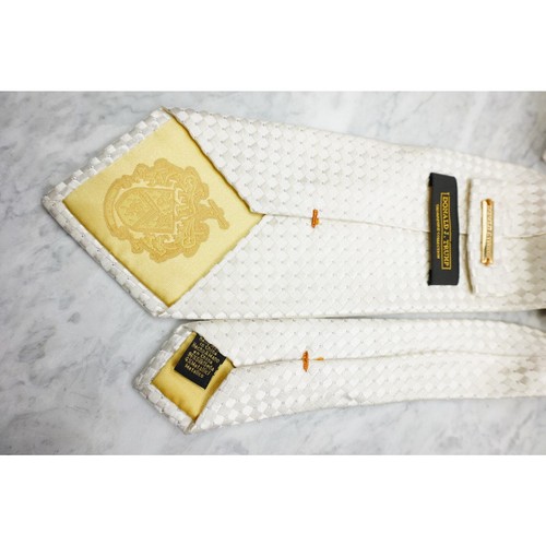 Donald J Trump Ties Blue Paisley White gold neckties lot - Picture 7 of 10