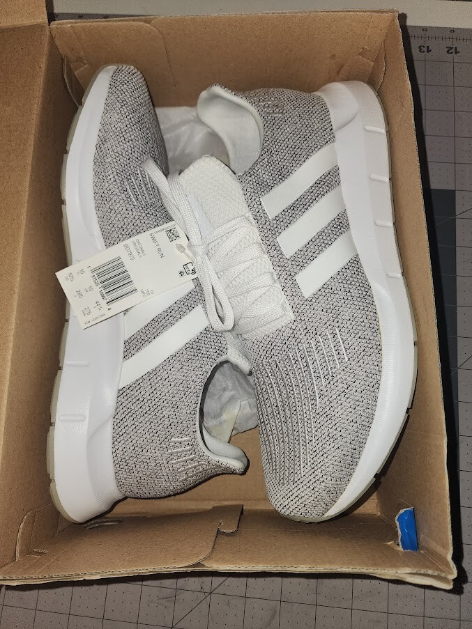 Adidas Swift Run Shoes Womens Sz 10.5 Gray White Athletic